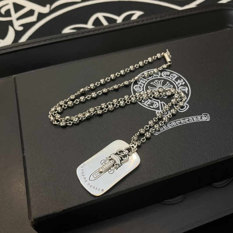 Ch*0me He**ts necklaces